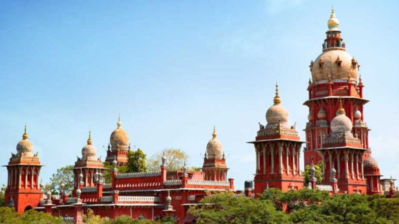 Madras High Court की मदुरै बेंच ने मंदिर समारोह में अनुसूचित जाति समुदाय को निमंत्रण से बाहर करने की निंदा की